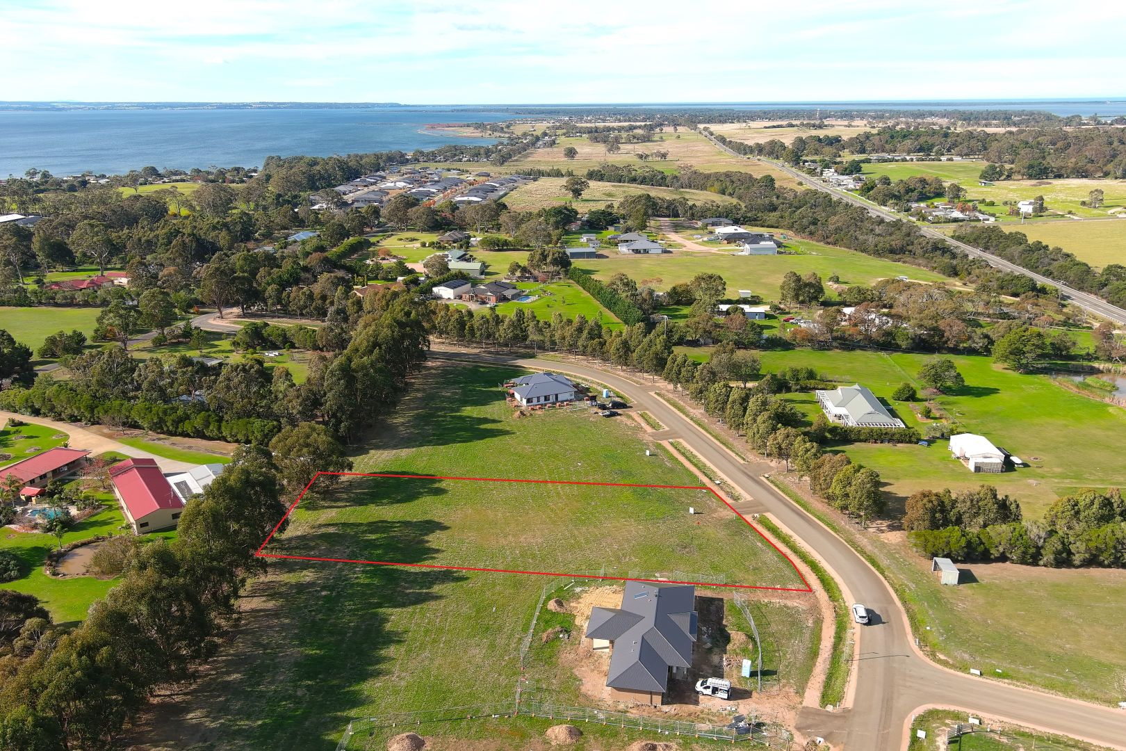 18 Rowellan Drive, Eagle Point VIC 3878, Image 1