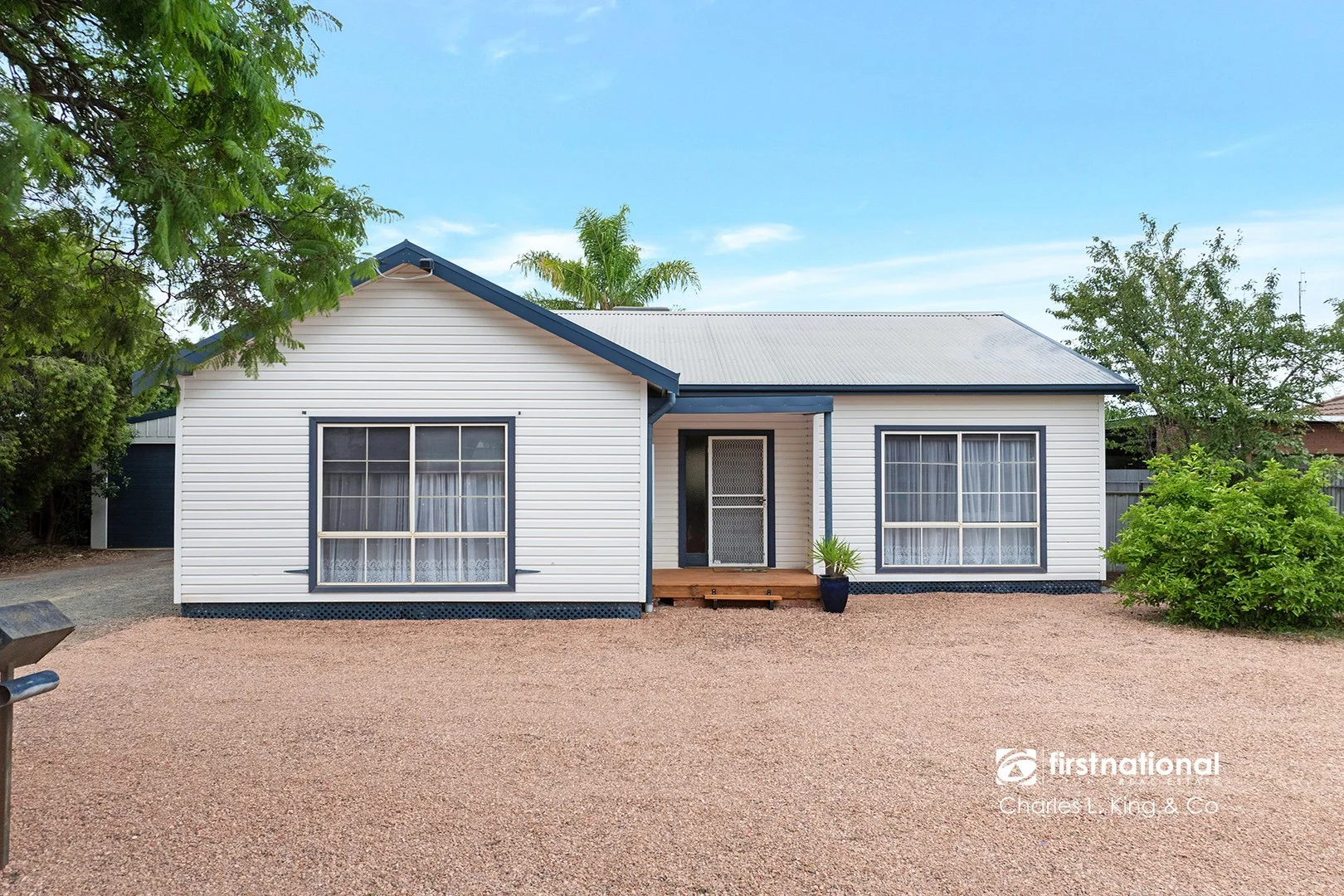 84 Sturt Street, Echuca VIC 3564