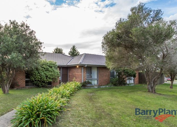 1 Mullin Court, Cranbourne VIC 3977