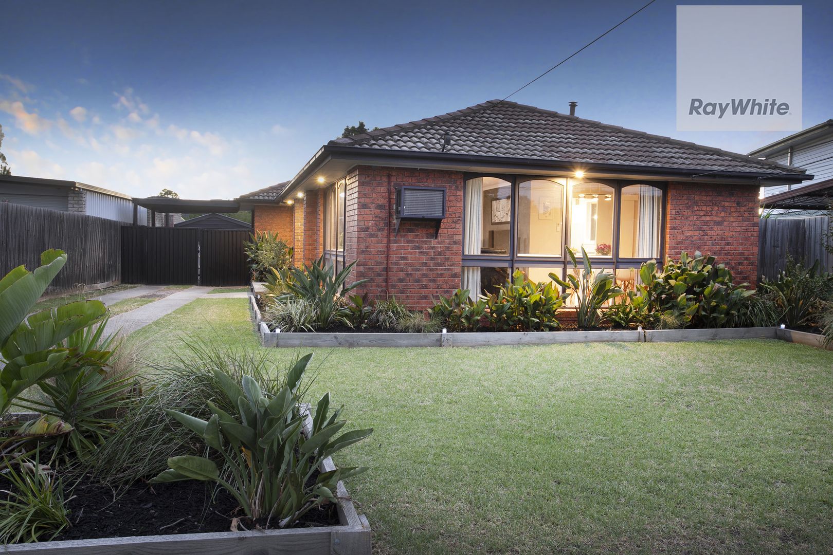 4 Neath Close, Gladstone Park VIC 3043, Image 1