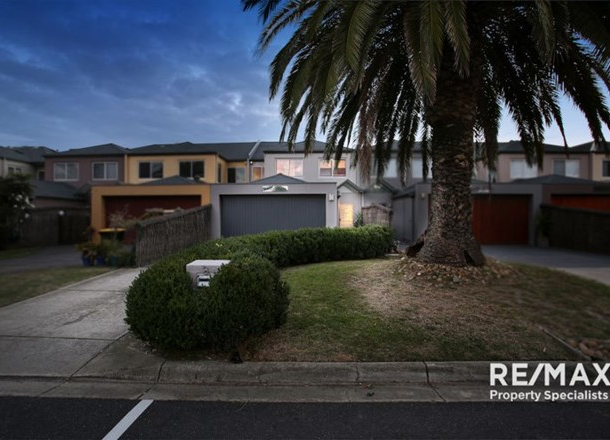 8 Inner Harbour Drive, Patterson Lakes VIC 3197