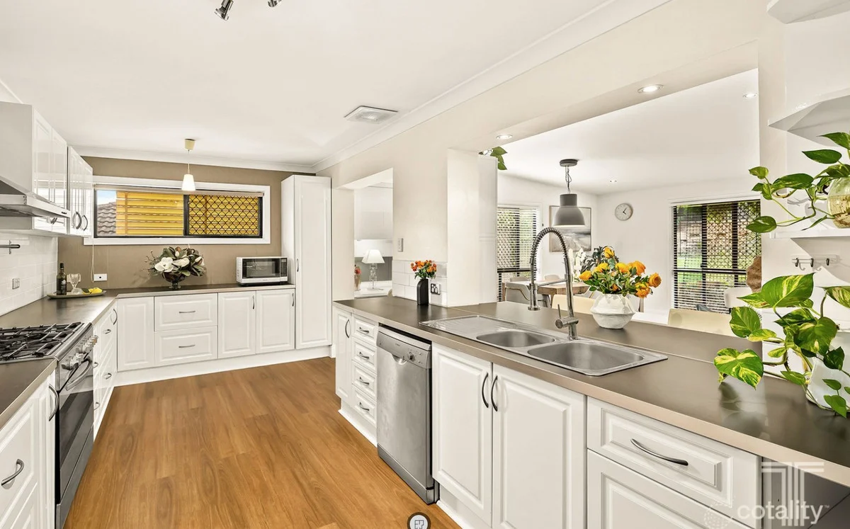 Additional image 4 of 35 Lewana Street, Mansfield QLD 4122