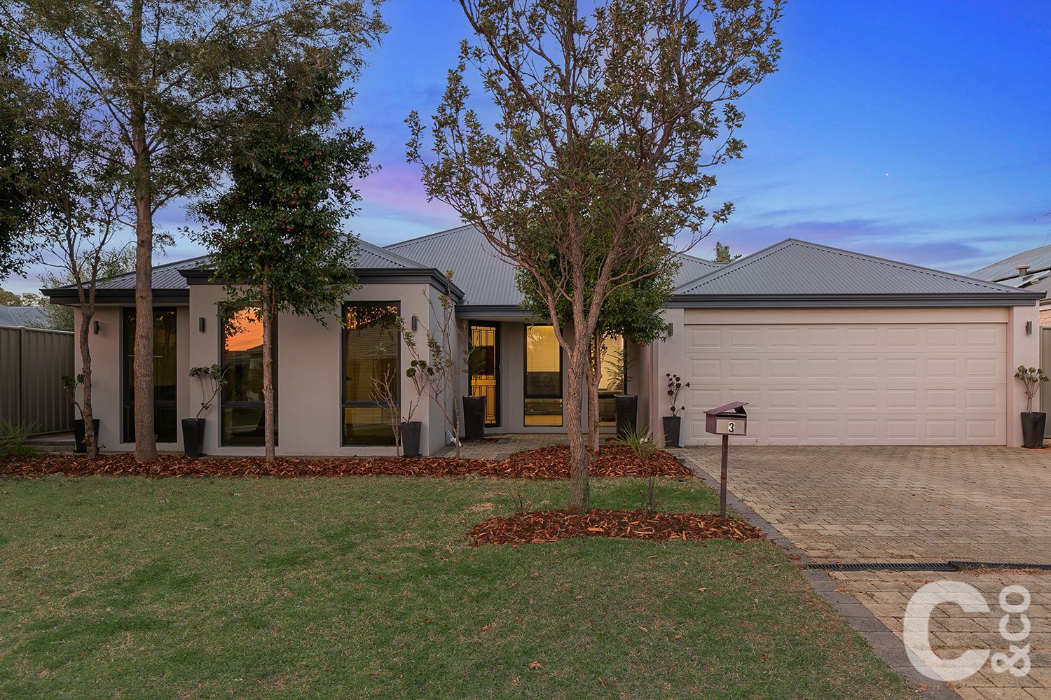 4 bedrooms House in 3 Egham Lane WELLARD WA, 6170