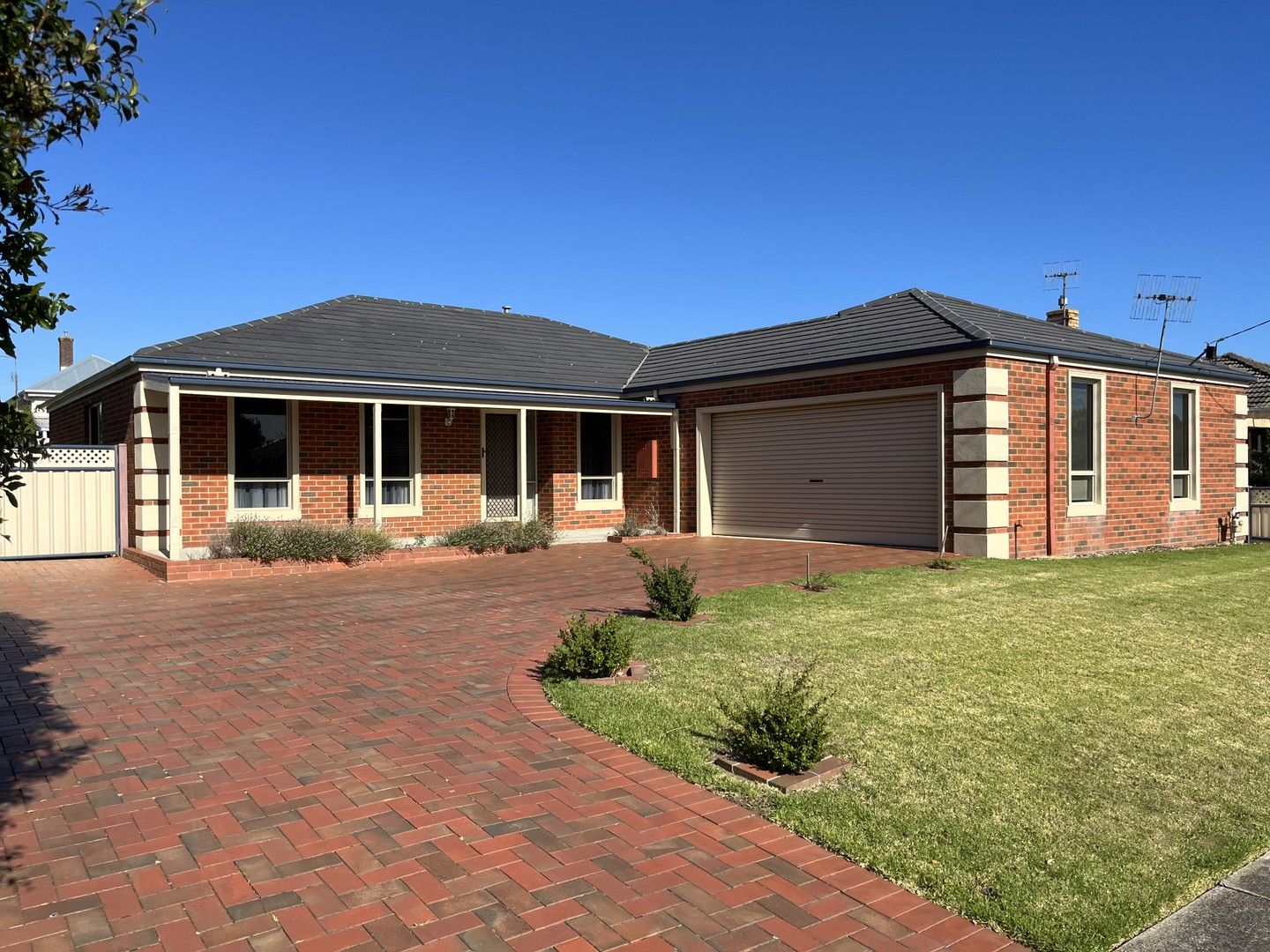 3 bedrooms House in 6 Campbell Street COLAC VIC, 3250