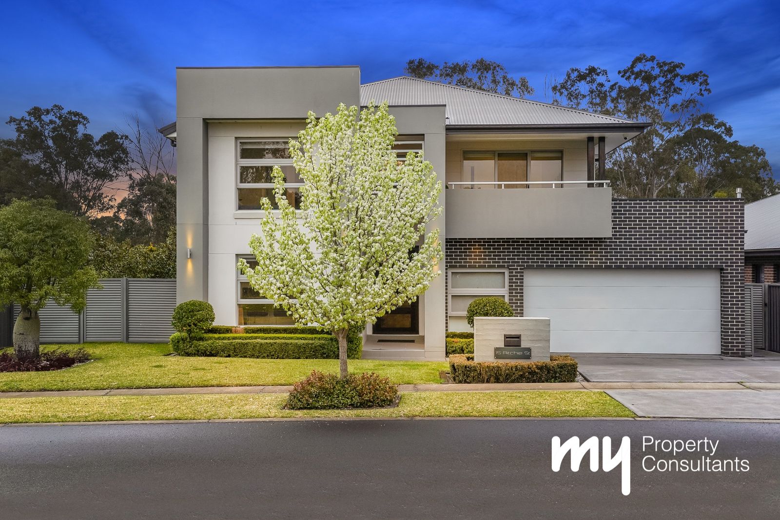 4 bedrooms House in 15 Ritchie Street COBBITTY NSW, 2570