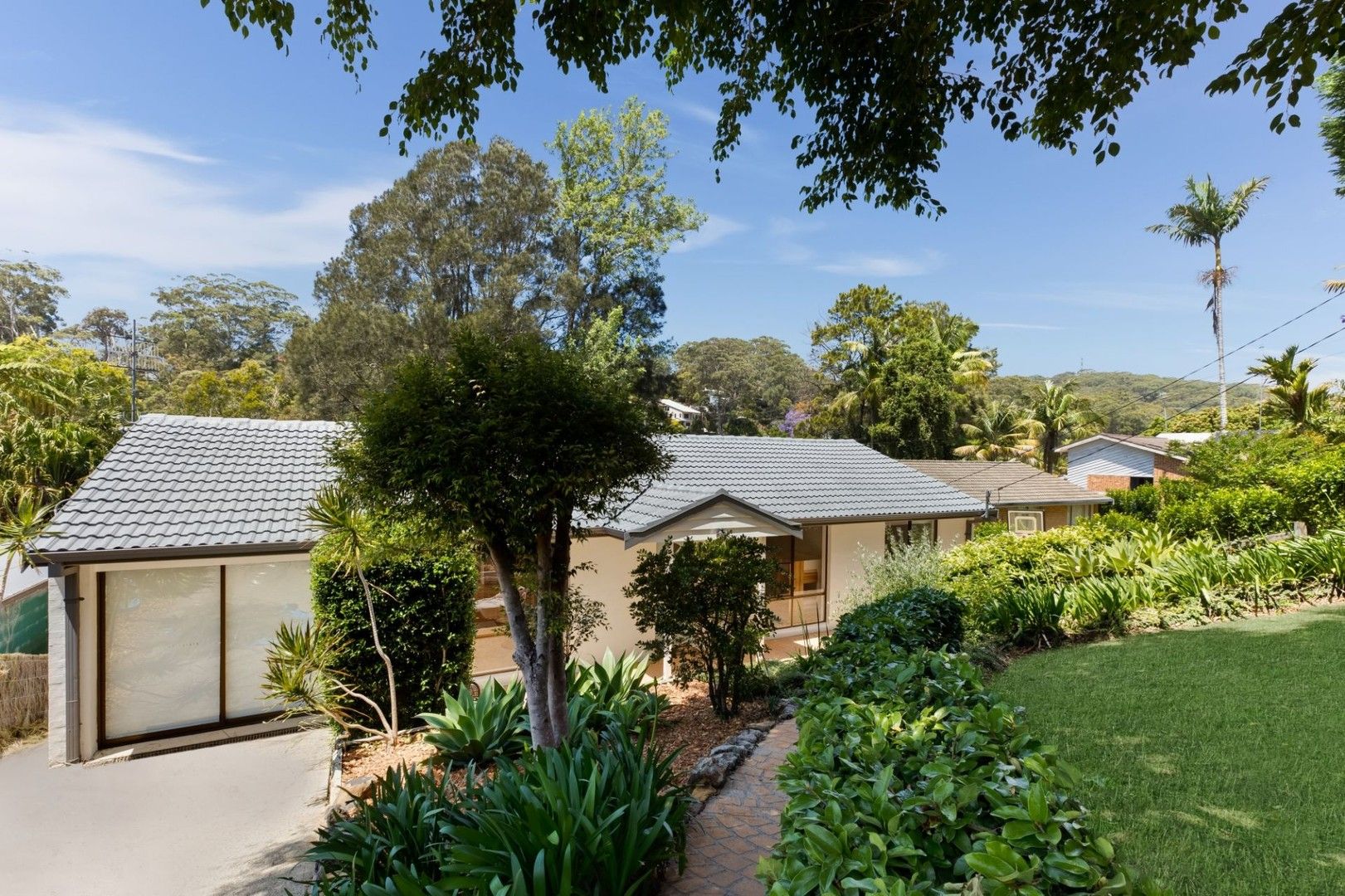 3 bedrooms House in 10 Clements Drive AVOCA BEACH NSW, 2251