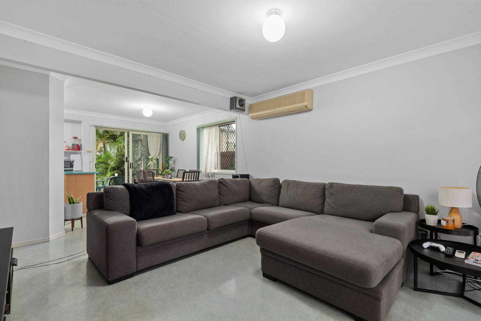 8/16 Hertford Street, Upper Mount Gravatt QLD 4122, Image 2