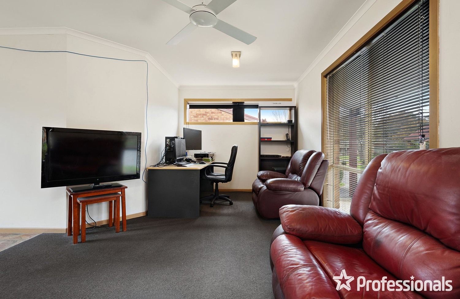 5/8-9 Hyde Park Walk, Mooroolbark VIC 3138, Image 2