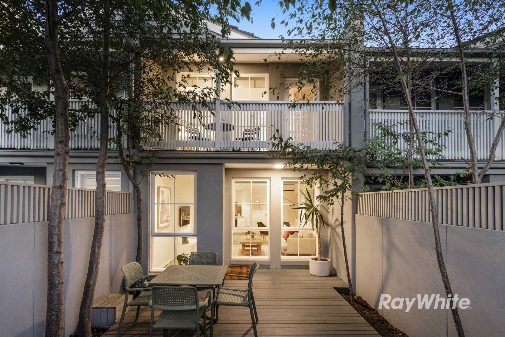 2/1A Kokaribb Road, Carnegie VIC 3163, Image 0