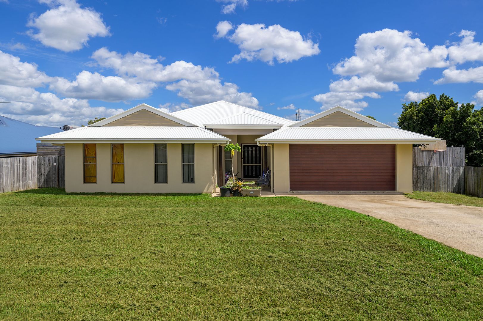 4 Managers Court, Jones Hill QLD 4570, Image 1