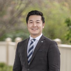 Kevin Lei, Sales representative