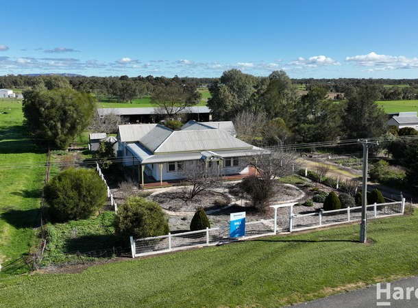 63 Chequers Road, Quantong VIC 3401