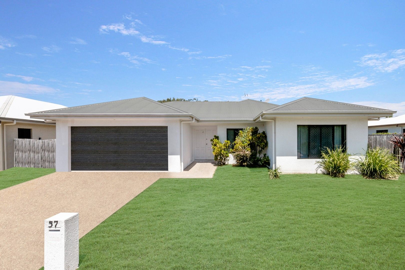 4 bedrooms House in 57 Innes Drive DEERAGUN QLD, 4818
