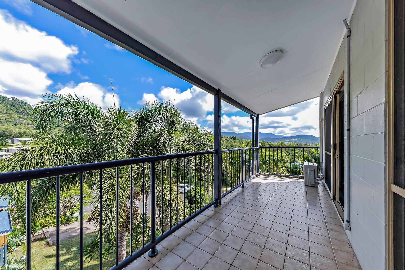 5/5 Border Drive, Cannonvale QLD 4802, Image 2