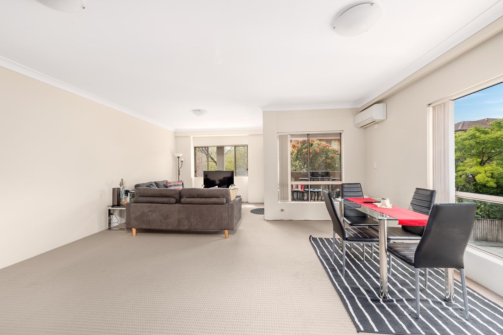 14/26 Premier Street, Kogarah NSW 2217, Image 2