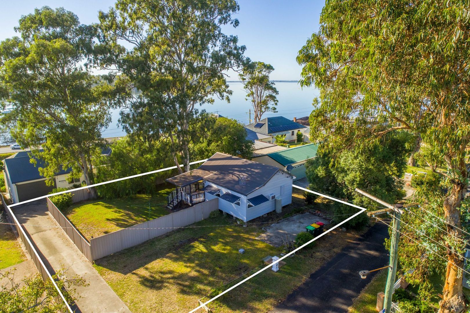 4 FIG TREE LANE, Fennell Bay NSW 2283, Image 1