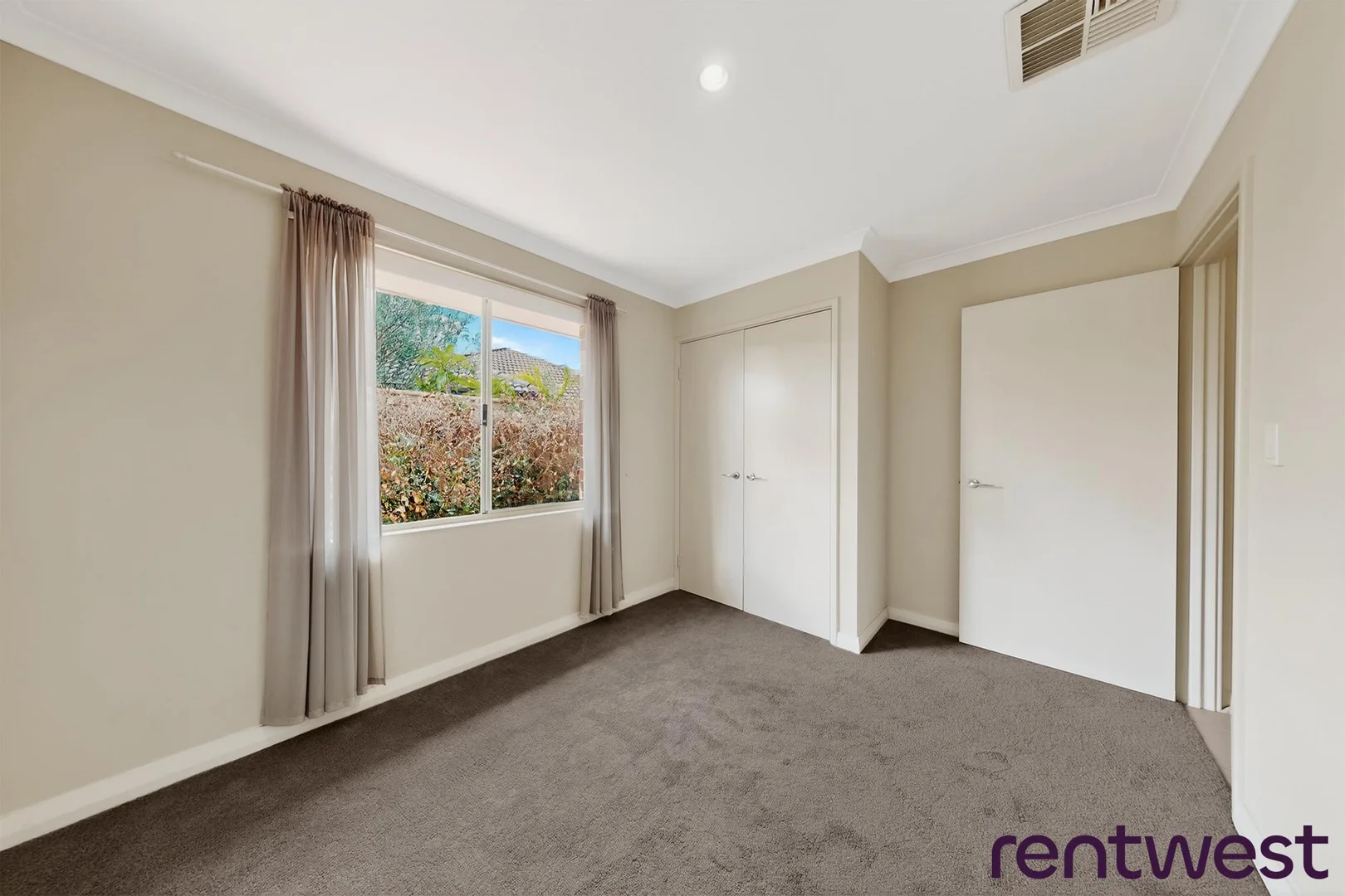 Additional image 9 of 2/45 Towncentre Drive, Thornlie WA 6108