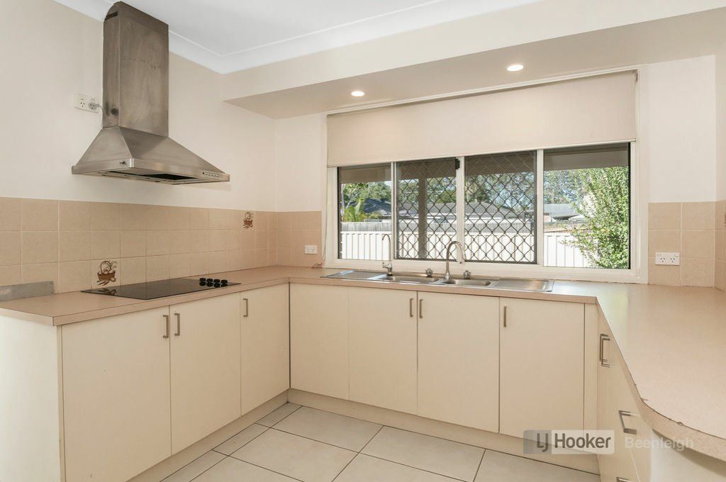 21 Mewing Court, Windaroo QLD 4207, Image 2