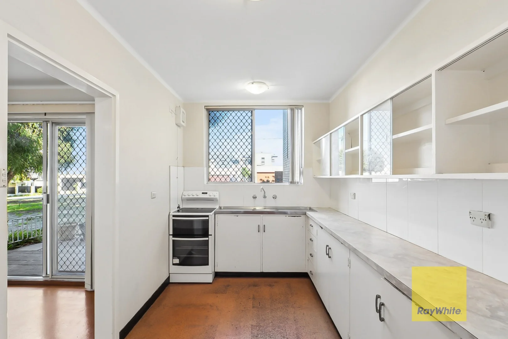 Additional image 5 of 2/71 Golf View Street, Yokine WA 6060