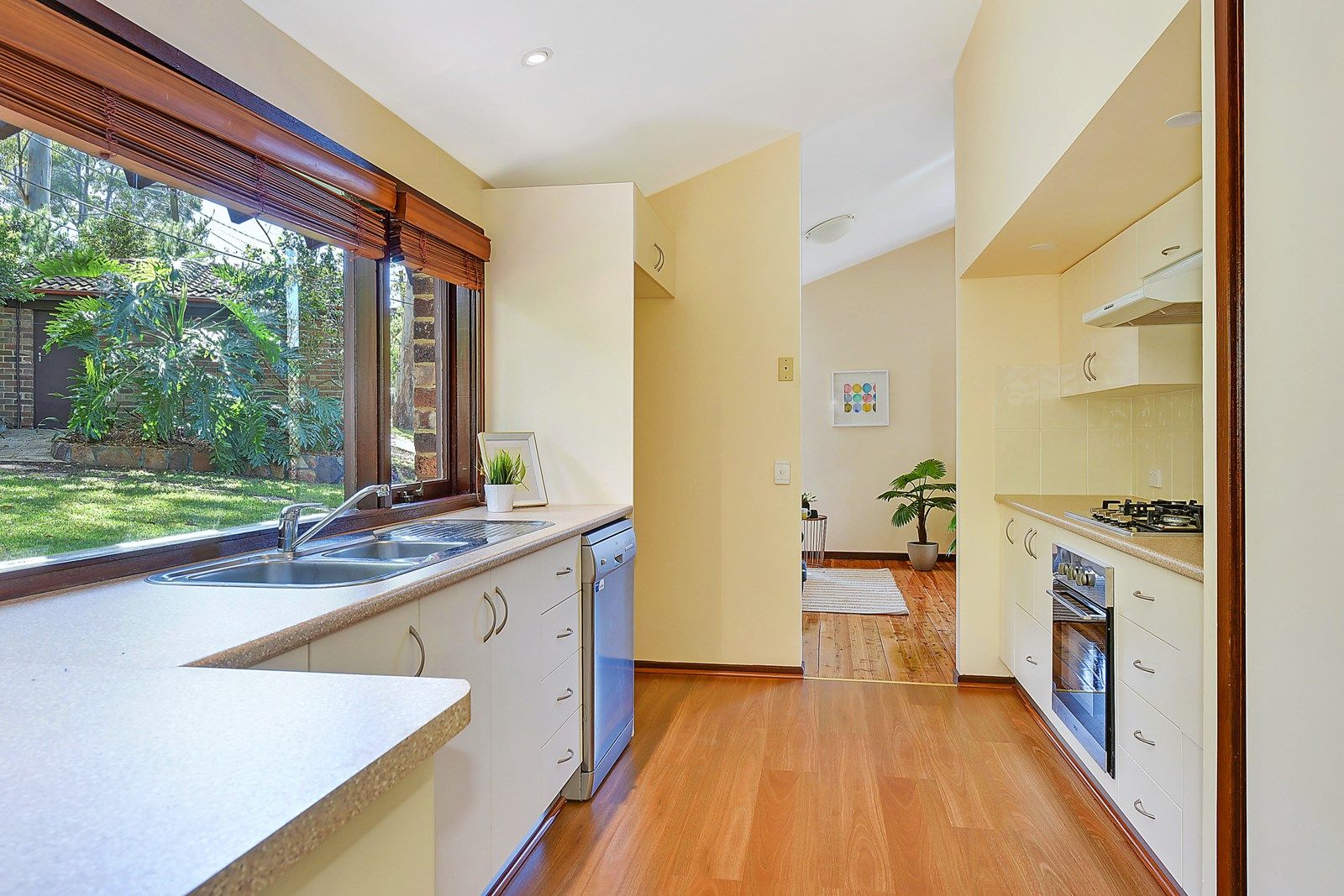 11 Jesmond Crescent, Beecroft NSW 2119, Image 2