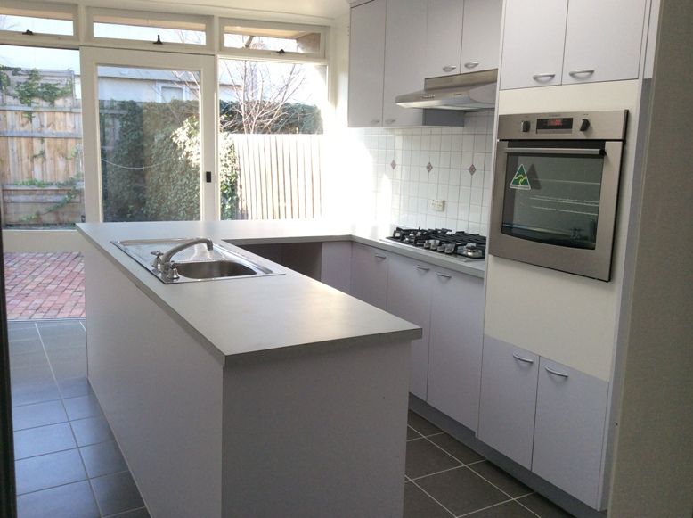 2 bedrooms House in 7 Bunalbo Avenue SOUTH YARRA VIC, 3141