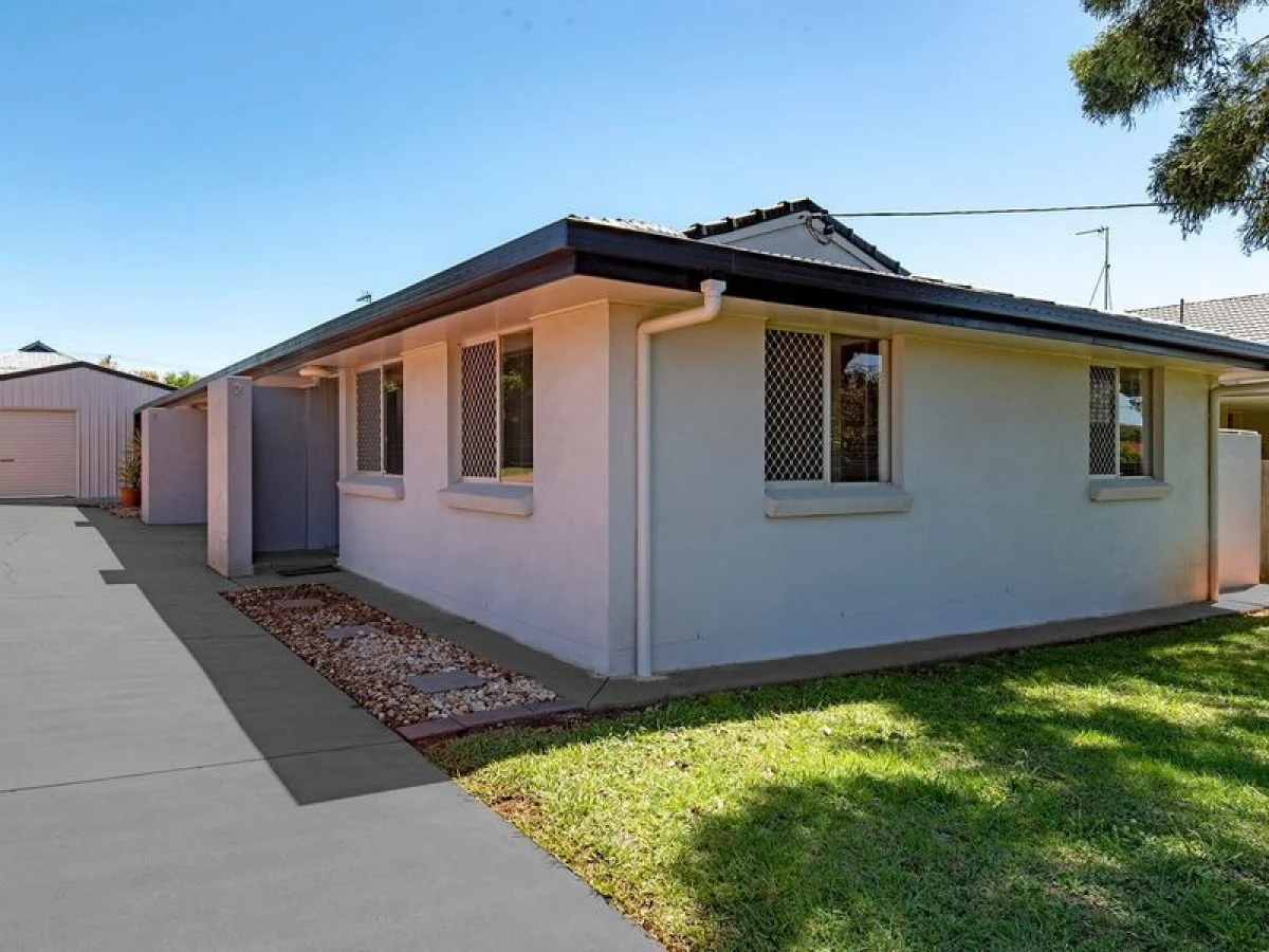 1/23 Knockator Crescent, Centenary Heights QLD 4350