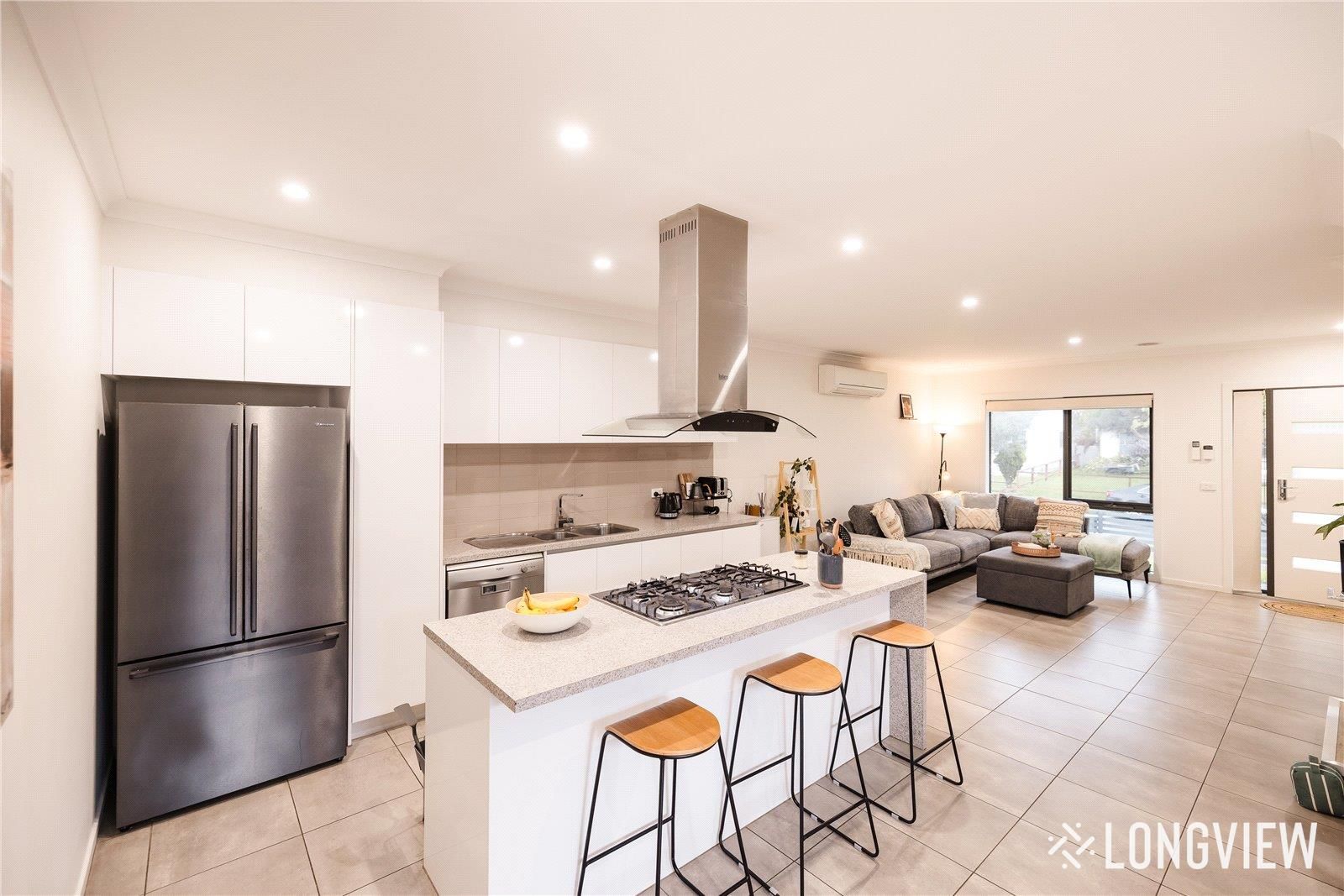 3 bedrooms House in 1/8 Manna Court FRANKSTON NORTH VIC, 3200