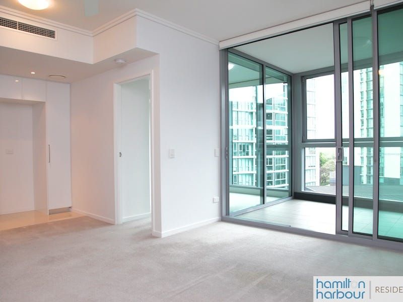 1 bedrooms Apartment / Unit / Flat in  HAMILTON QLD, 4007