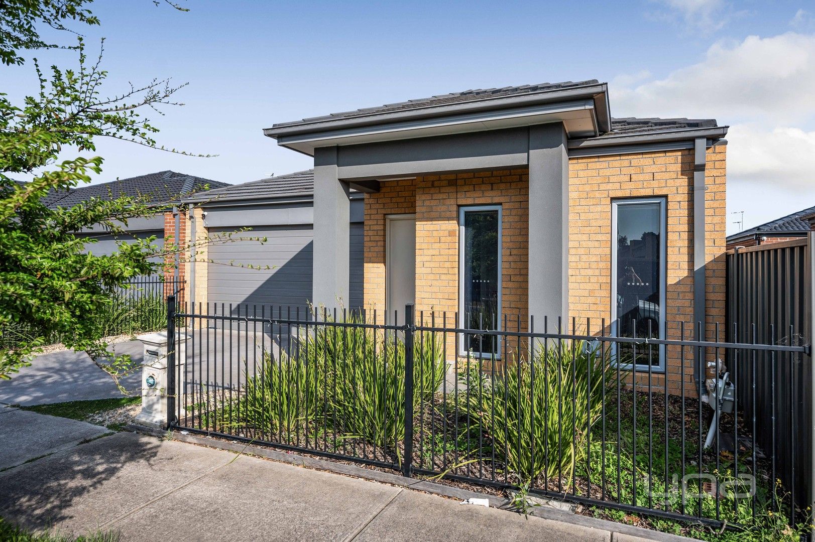 32 Bentham Street, Roxburgh Park VIC 3064, Image 0