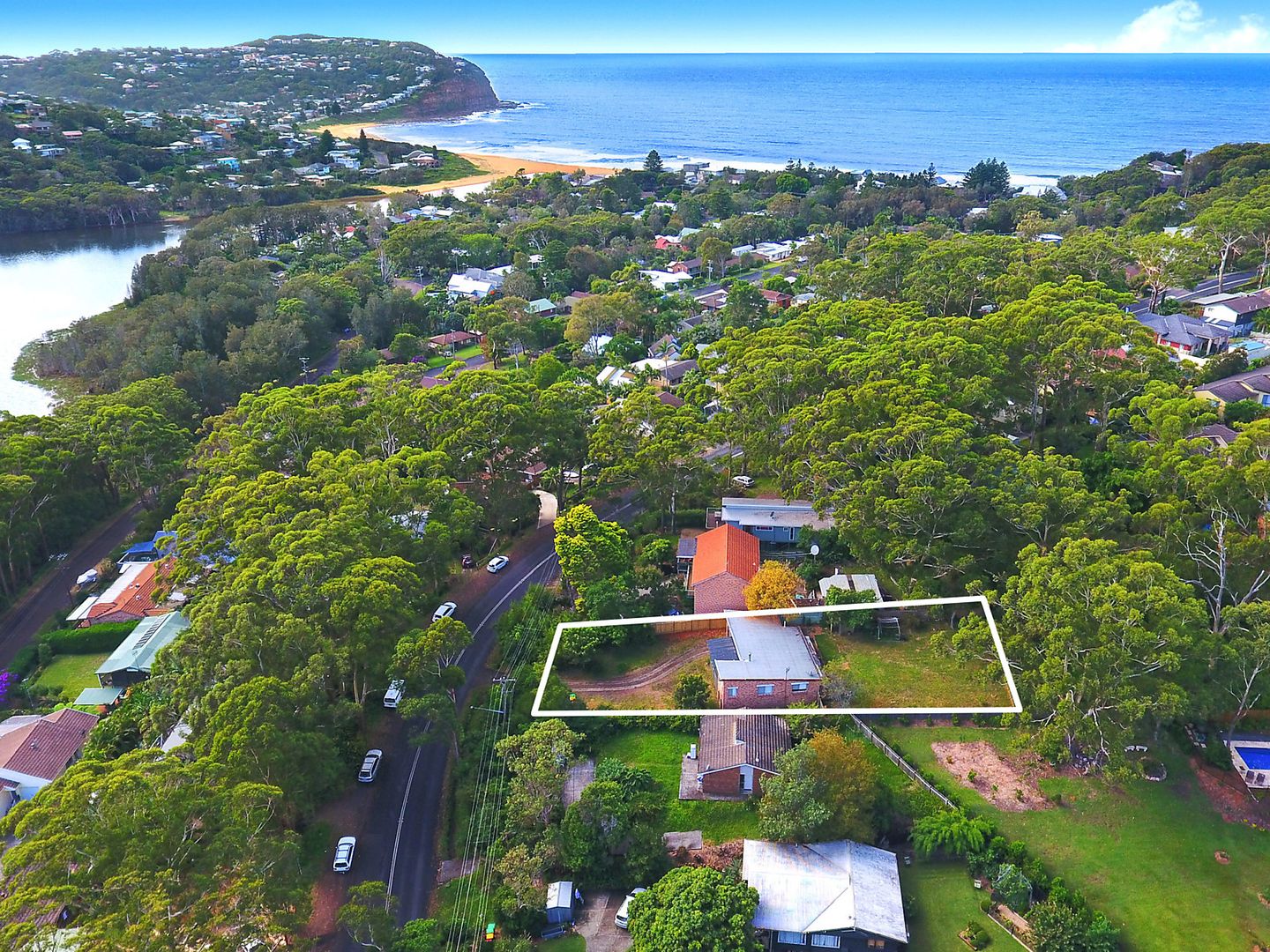 577 The Scenic Road, Macmasters Beach NSW 2251, Image 2