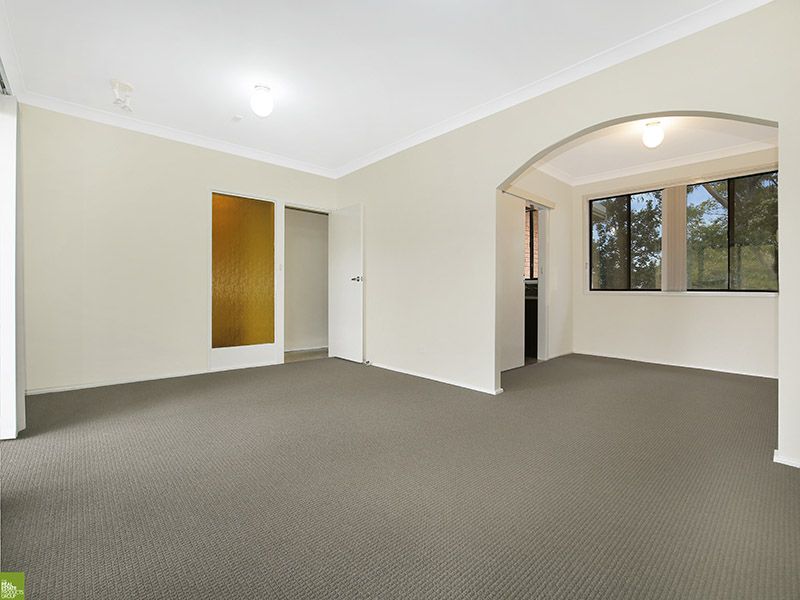 5 Carlon Crescent, Farmborough Heights NSW 2526, Image 2