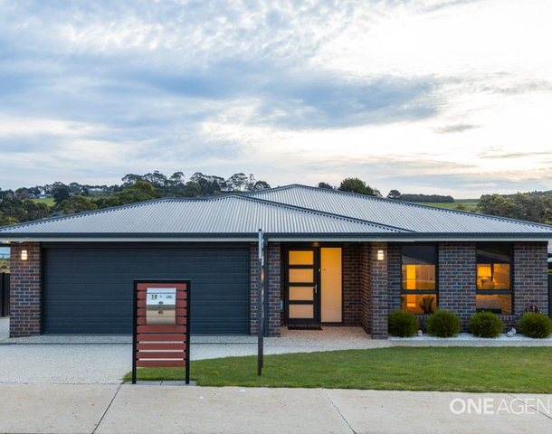 19 Janet Drive, Park Grove TAS 7320