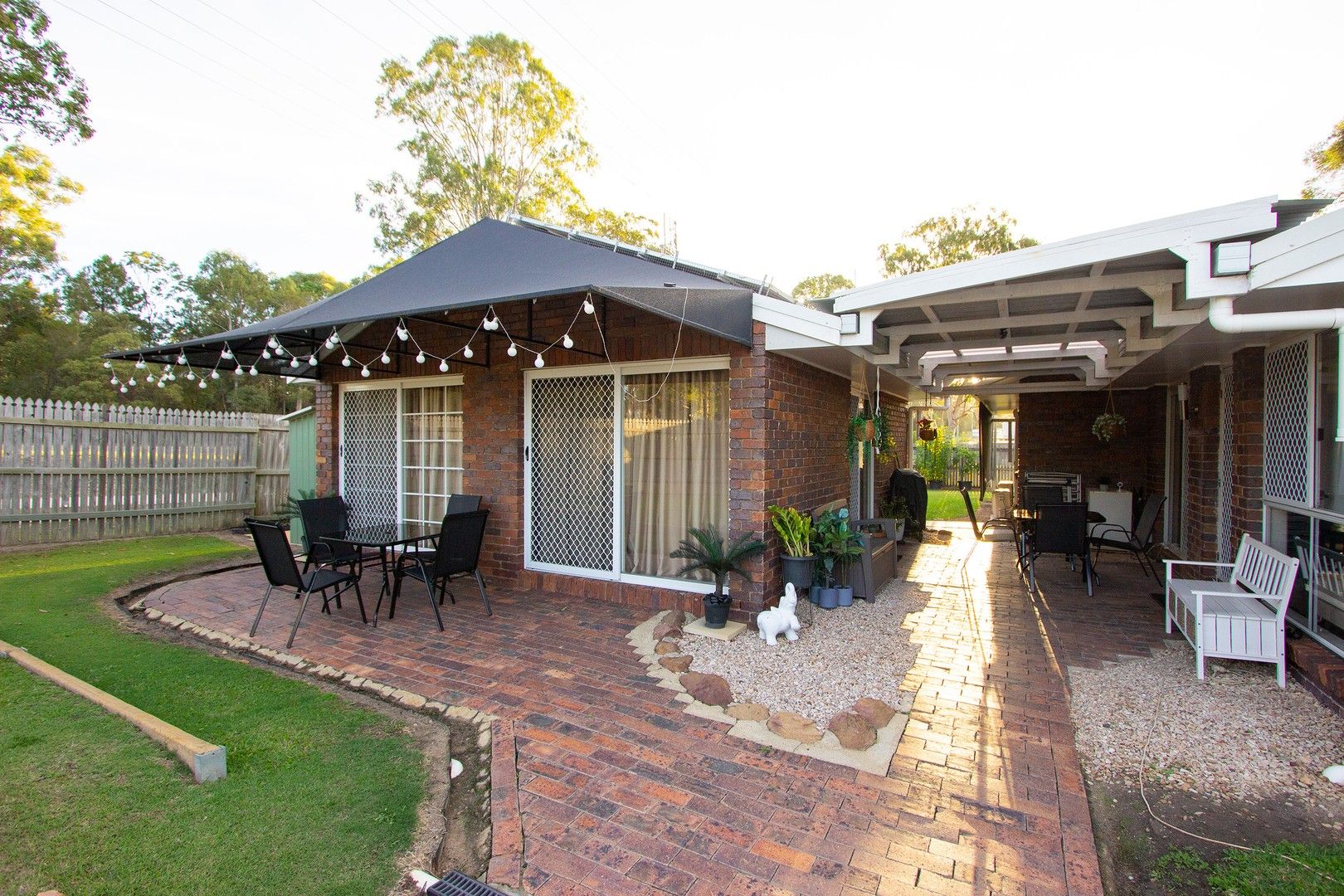 4 bedrooms House in 1 Warroo Drive DECEPTION BAY QLD, 4508