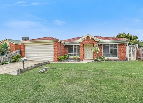 9 Mariner Close, Cranbourne North VIC 3977