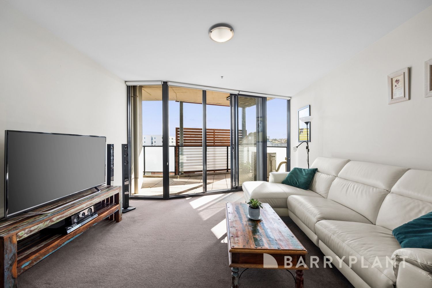 402/2 Olive York Way, Brunswick West VIC 3055, Image 2