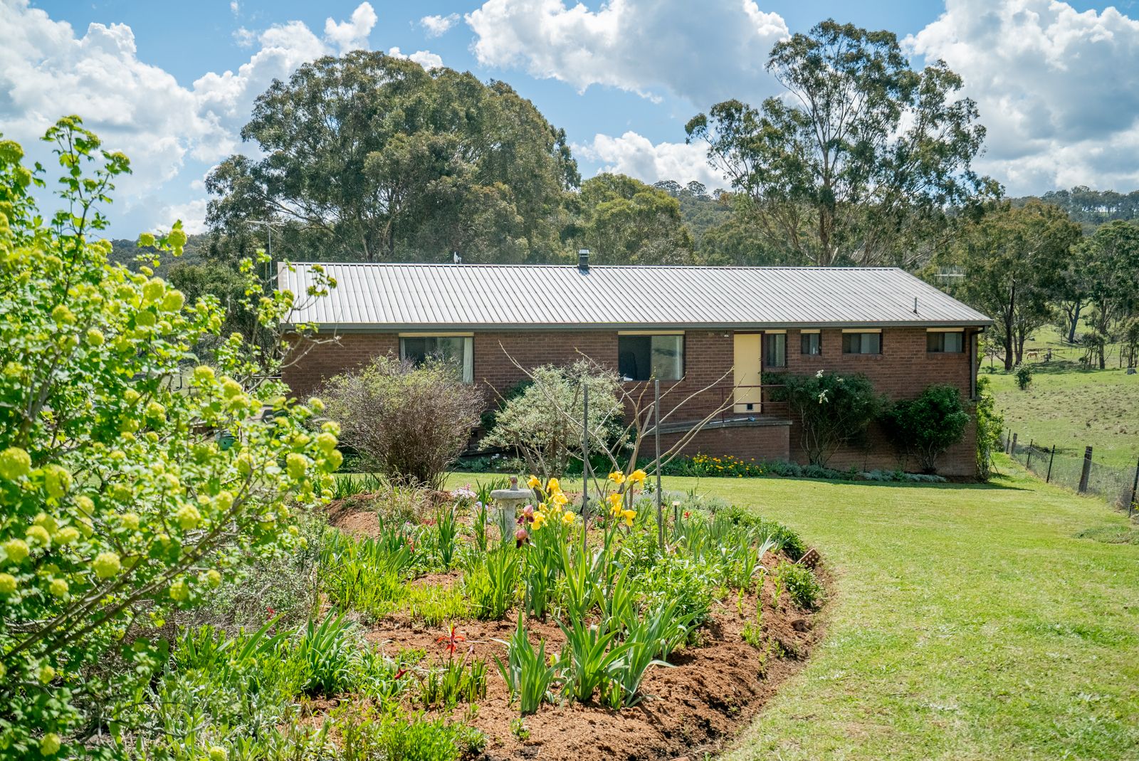 70 Edward Drive, Armidale NSW 2350 House for Sale 839,000