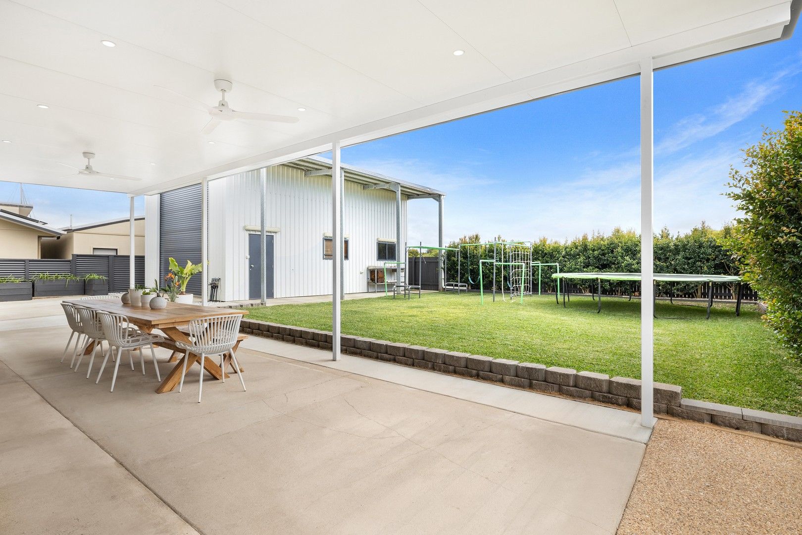 4 bedrooms House in 28 Amalfi Drive ZILZIE QLD, 4710