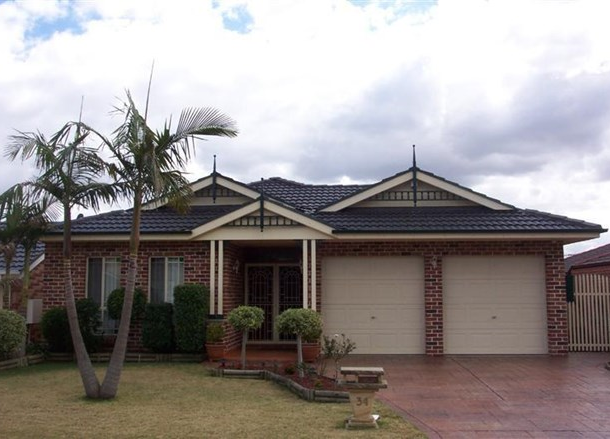 34 Lyndhurst Court, Wattle Grove NSW 2173