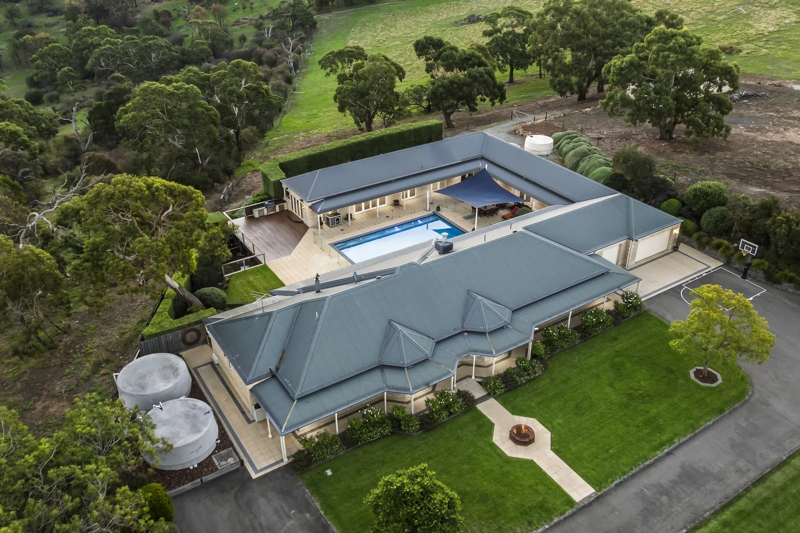 130 McArthurs Road, South Morang VIC 3752