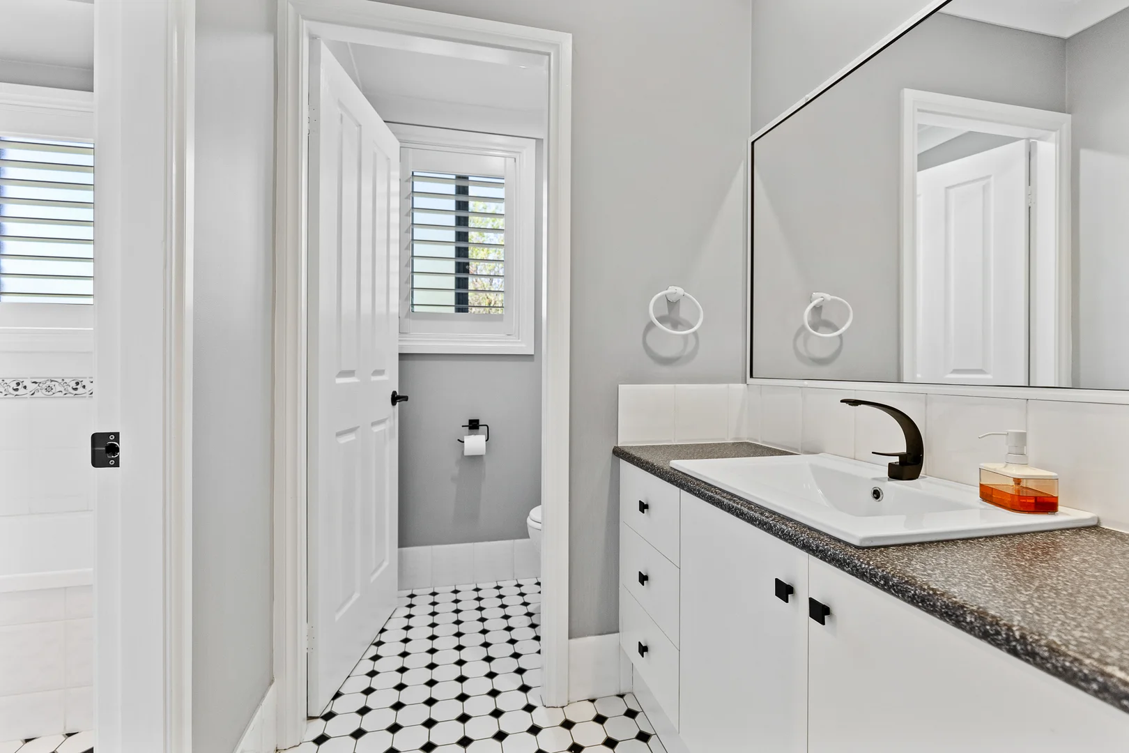 Additional image 11 of 6 Chestnut Close, Mudgee NSW 2850