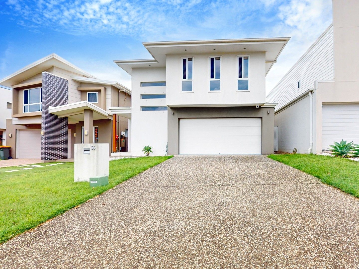 4 bedrooms House in 36 Phoenix Street ROCHEDALE QLD, 4123