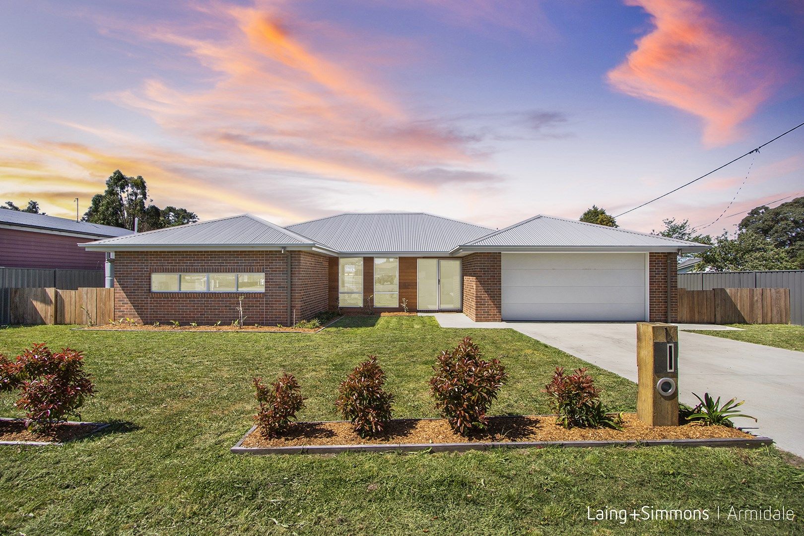 1 Dumaresq Street, Uralla NSW 2358, Image 0