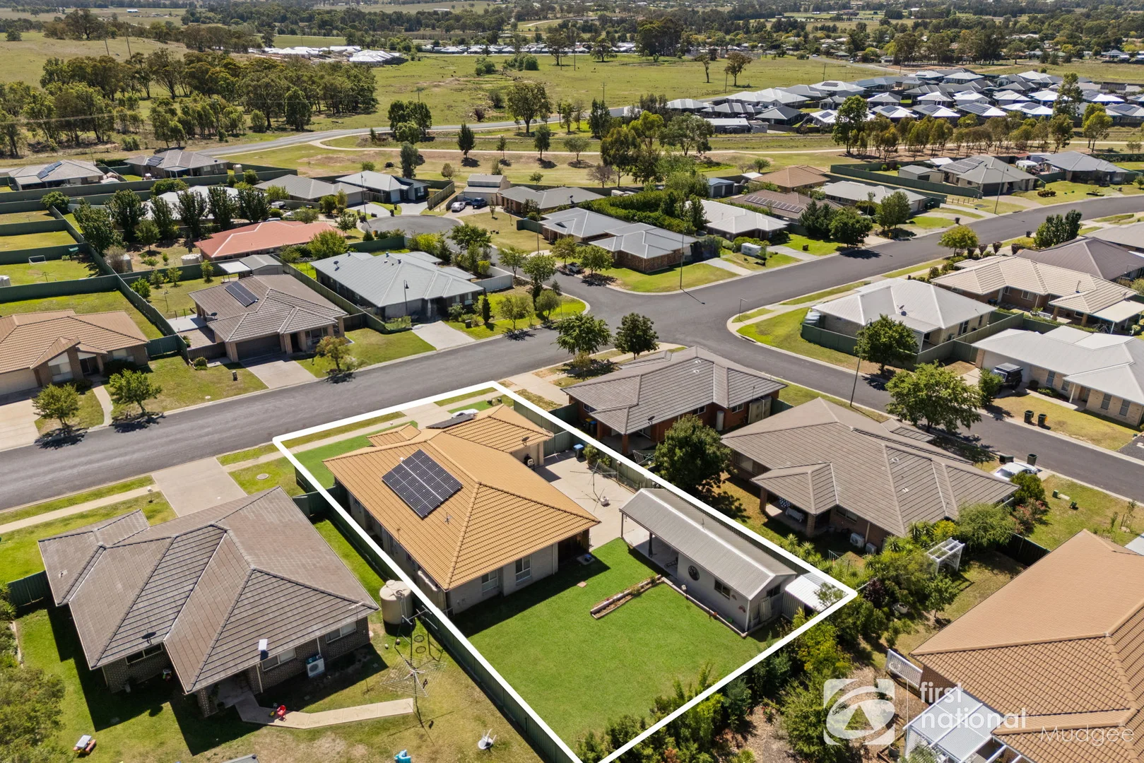 Additional image 3 of 96 White Circle, Mudgee NSW 2850