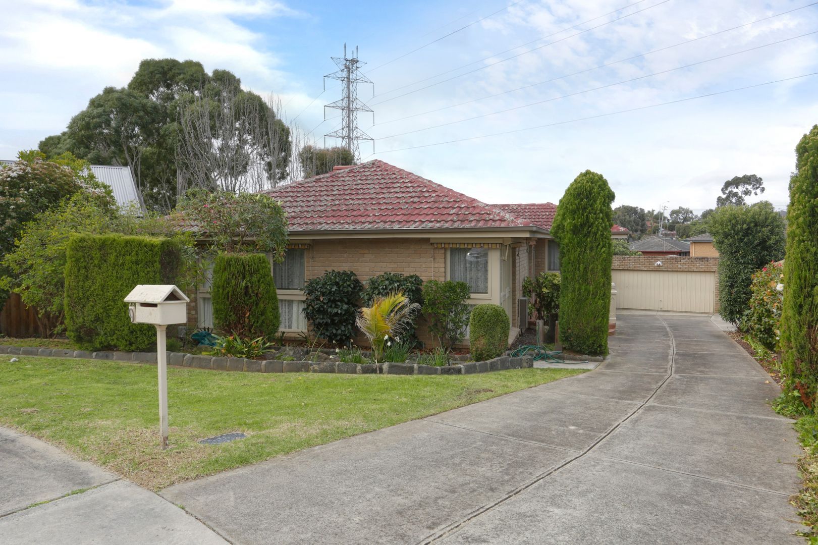 3 bedrooms House in 9 Chiswick Court TEMPLESTOWE VIC, 3106