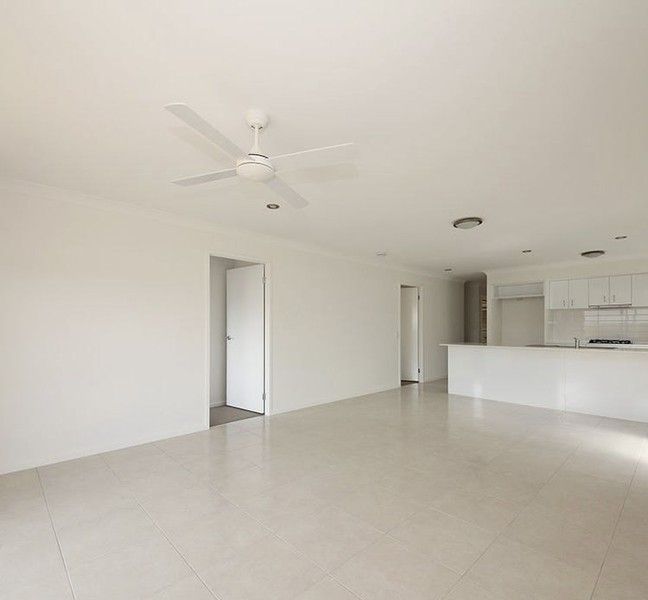 6 Meldrum Street, Kallangur QLD 4503, Image 2