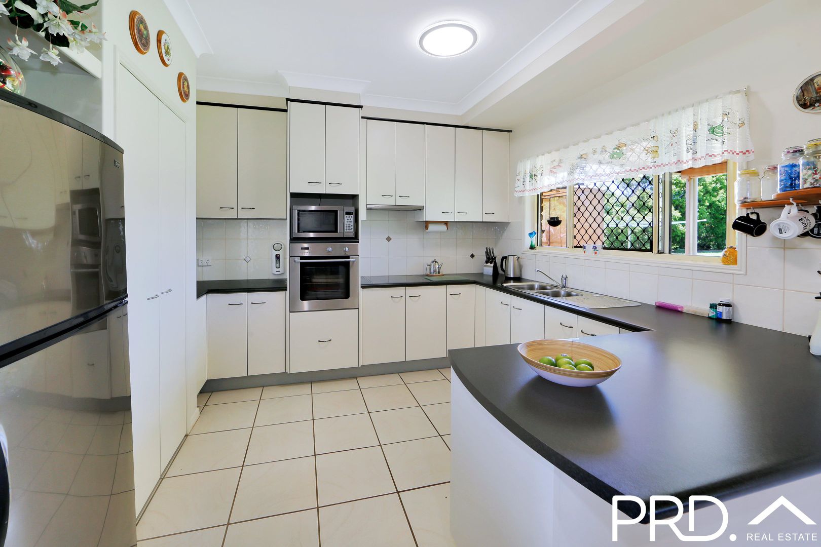 9 Peggs Road, Oakwood QLD 4670, Image 2