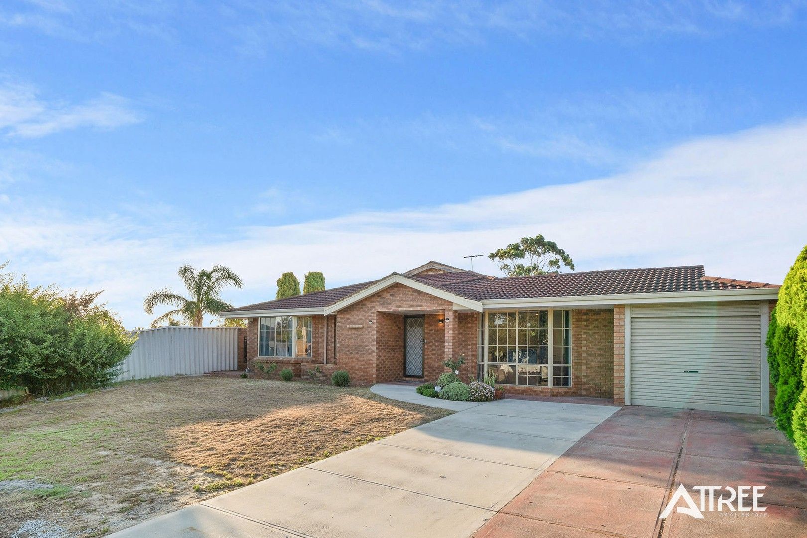 4 Ferntree Close, Thornlie WA 6108, Image 0