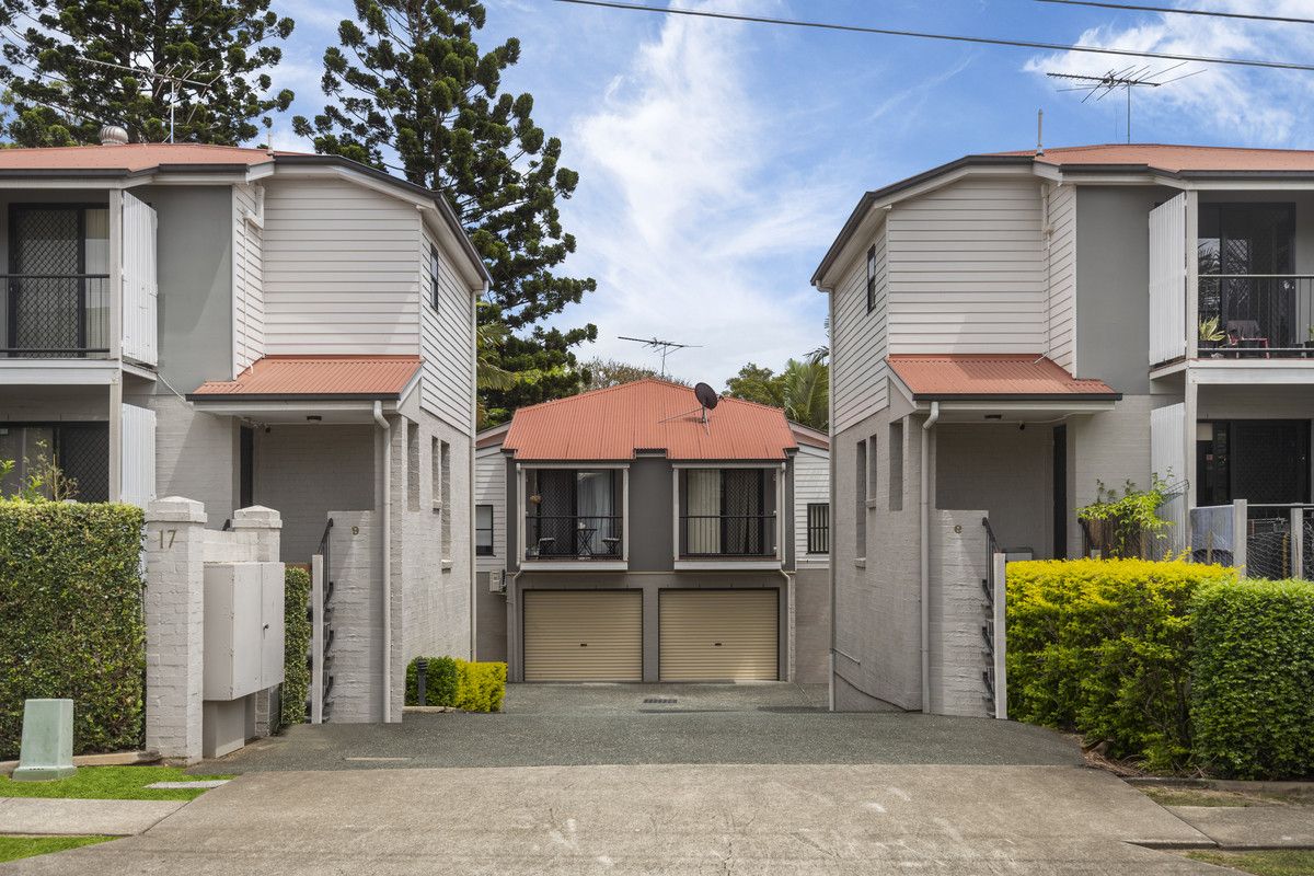 3 bedrooms Townhouse in 4/17 Grays Road GAYTHORNE QLD, 4051