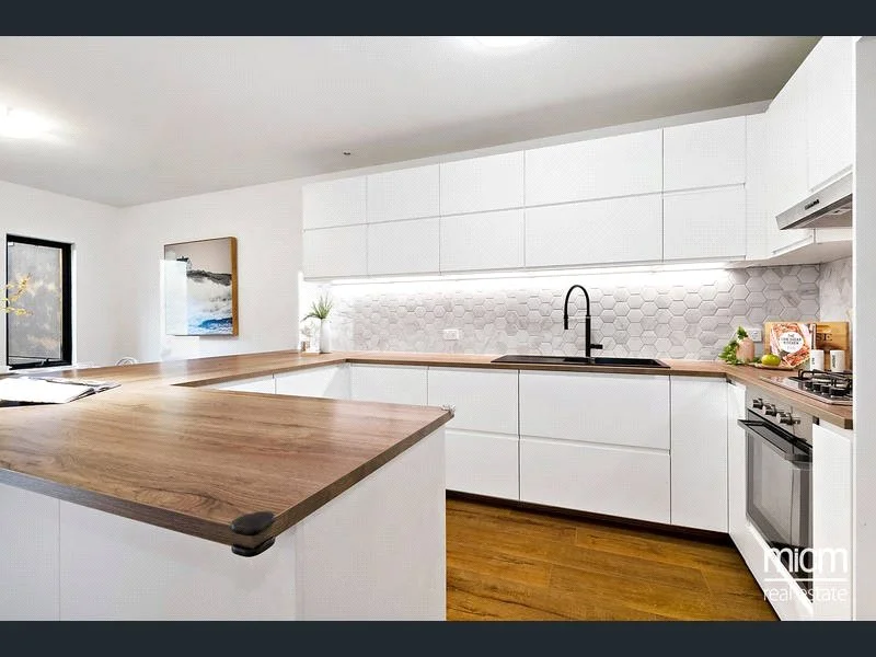 Additional image 2 of 10/1 Riverside Quay, Southbank VIC 3006