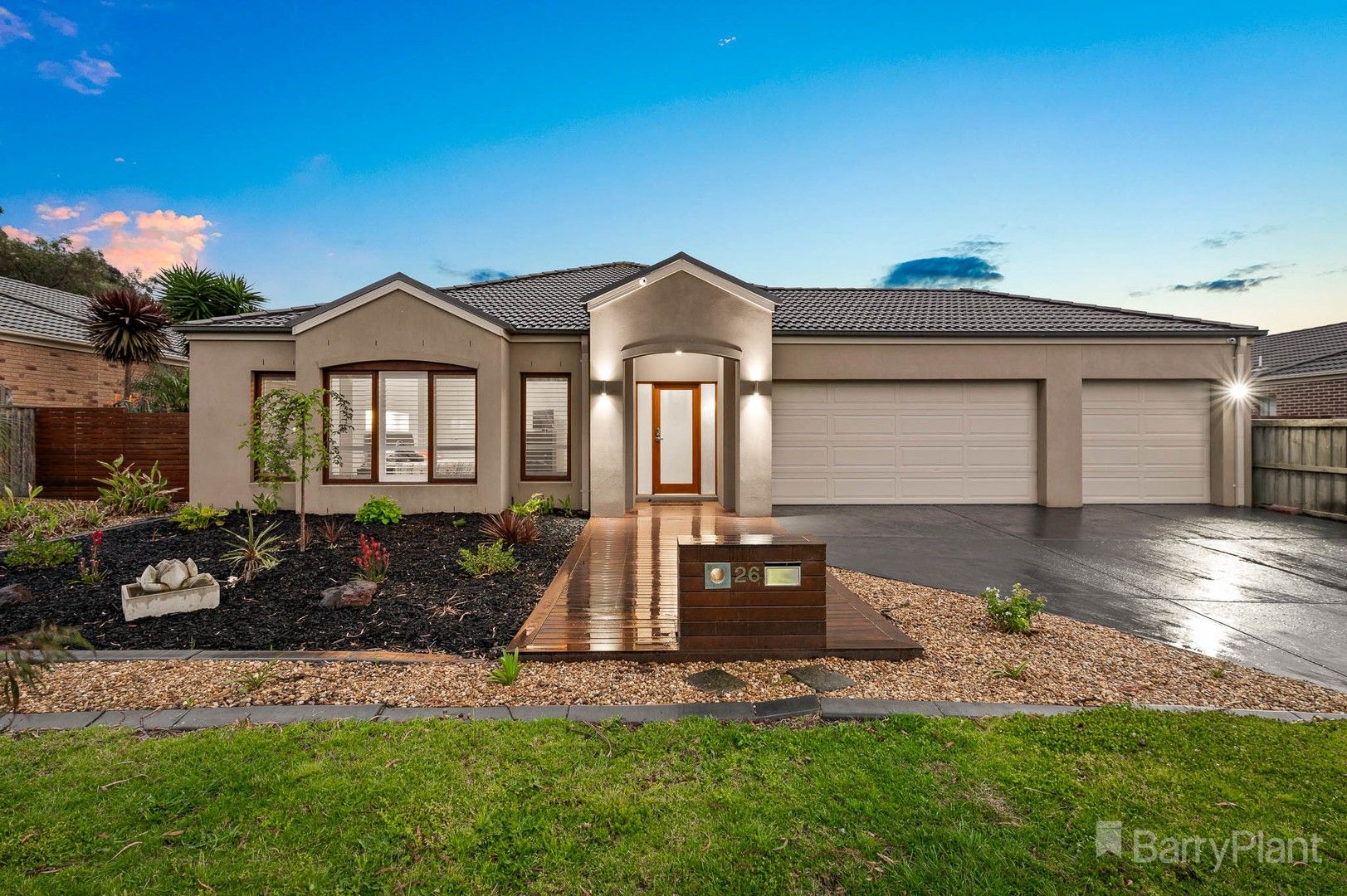 4 bedrooms House in 26 Sidney Nolan Place PAKENHAM VIC, 3810